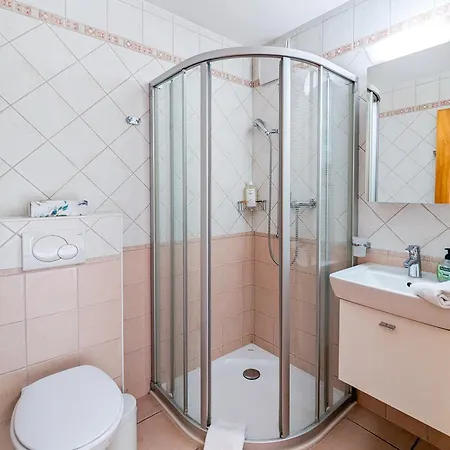 شقة Paisible Cheminee, Terrasse, Jardin, Vue Epoustouflante فييسوناز