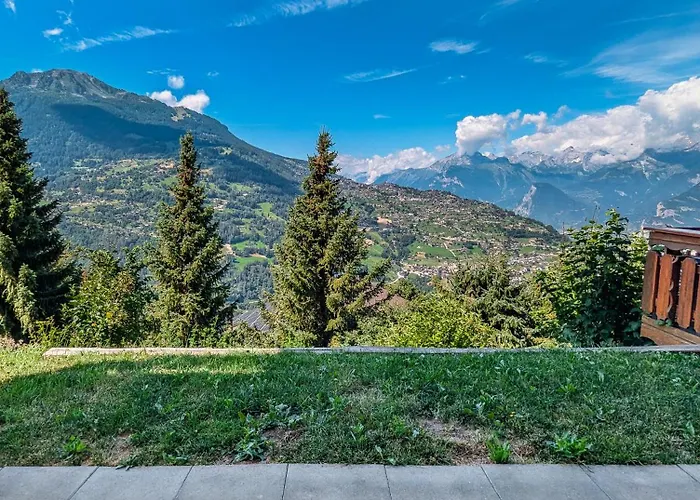 Paisible Cheminee, Terrasse, Jardin, Vue Epoustouflante *