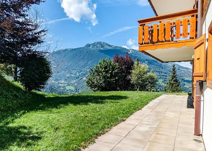 Paisible Cheminee, Terrasse, Jardin, Vue Epoustouflante アパート