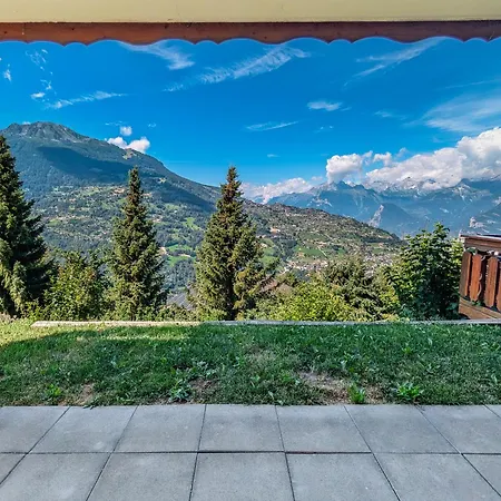 Paisible Cheminee, Terrasse, Jardin, Vue Epoustouflante *