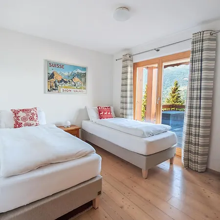 Paisible Cheminee, Terrasse, Jardin, Vue Epoustouflante * Veysonnaz